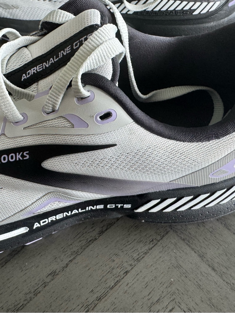 Women’s Brooks Light Gray and Black Mesh Running Shoes - Adrenaline GTS - Picture 5 of 7